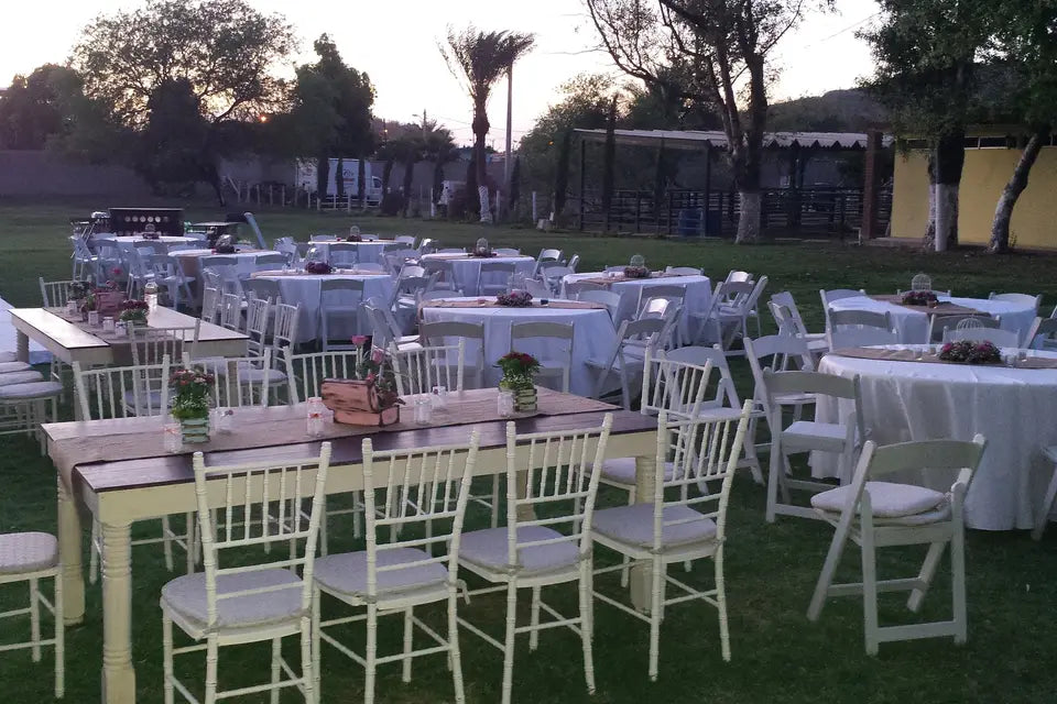 Sibarita Eventos-Sillas y Mesas-CDMX