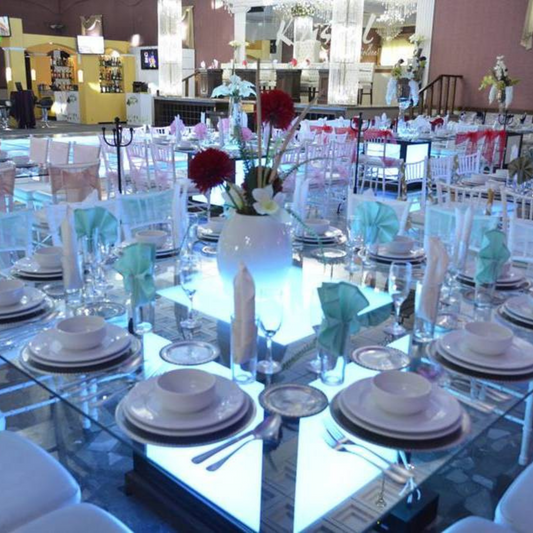 Mesa Cristal - Mesas para Banquetes